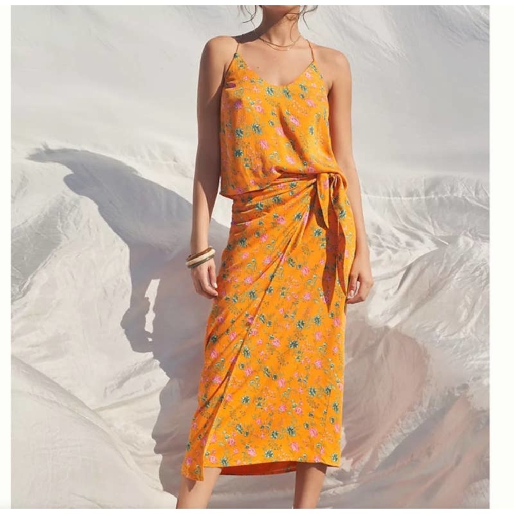 Anthropologie Sabia Wrap Skirt and Camisole Top SET Size 10.